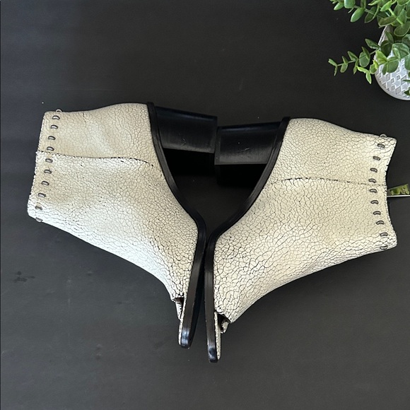 Frye Brielle Rebel Peep Toe Crackle Leather Bootie - Picture 8 of 17